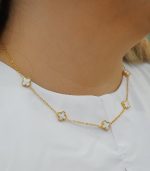 نیم ست گردنبند و دستبند طرح ون کلیف (Van Cleef) صدف سفید - مدل پنج گل صدف با زنجیر طلایی - تصویر 3